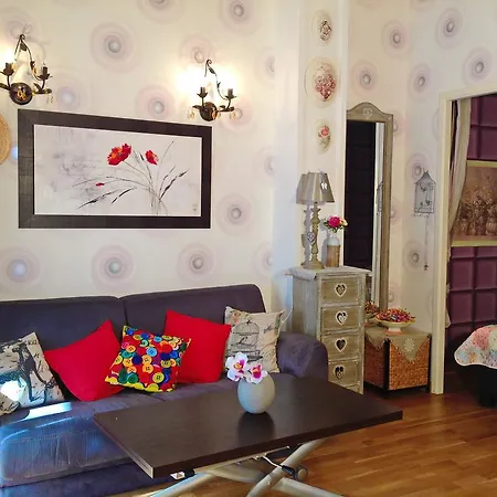 Apartment Alberti Nice