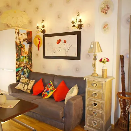 Apartament Alberti Nicea